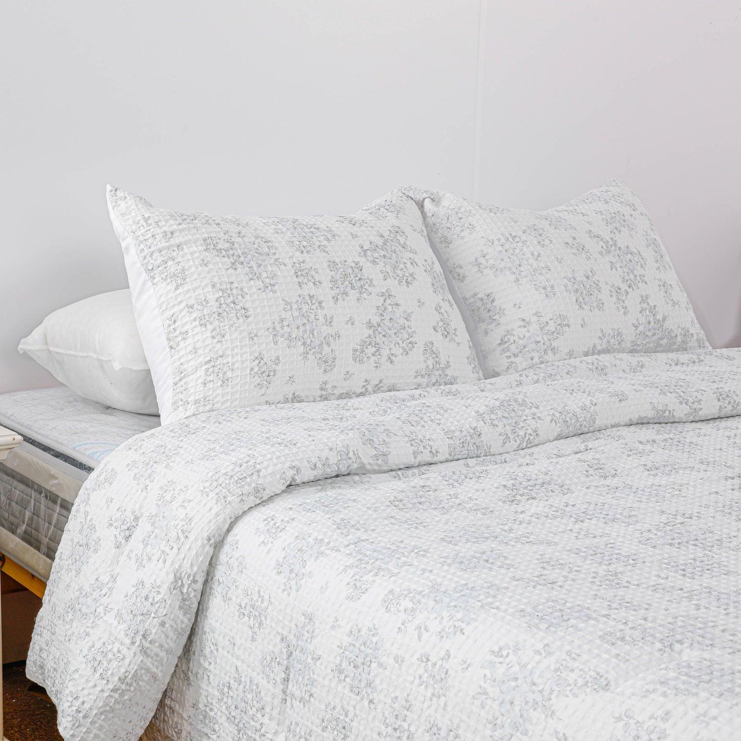 Elegant Printed Comforter Sets