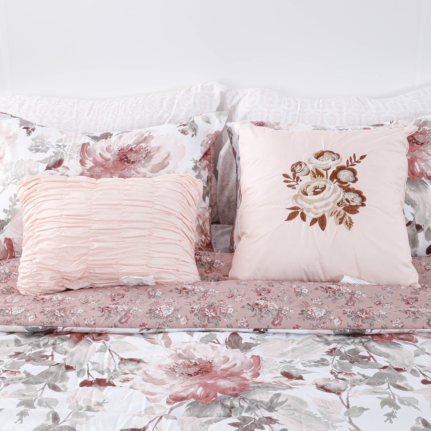 Luxury Six-piece Embroidered Comforter Sets