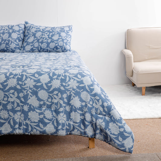 Elegant Jacquard Comforter Sets