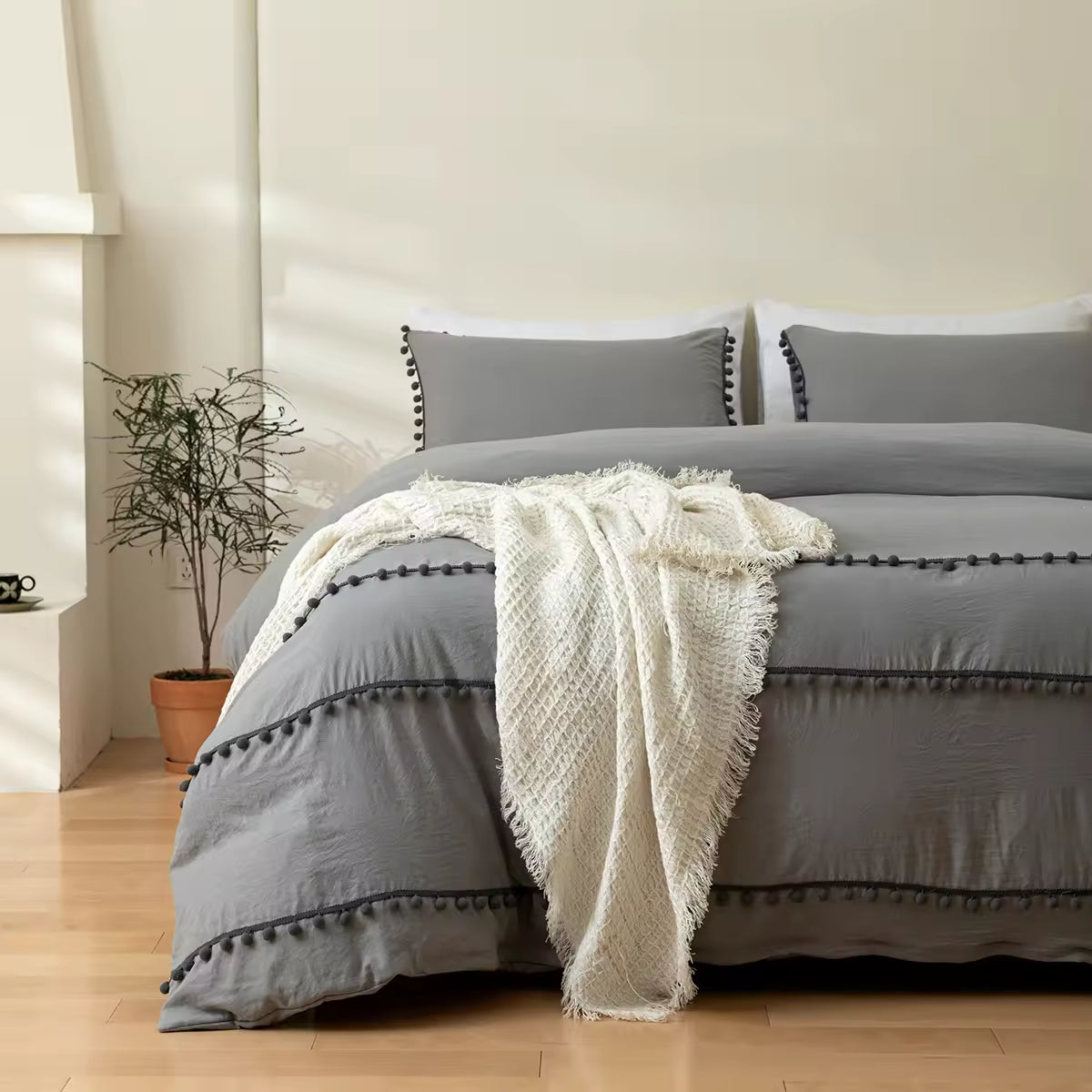 Solid Color Bohemian Style Three Piece Polyester Comforter Sets